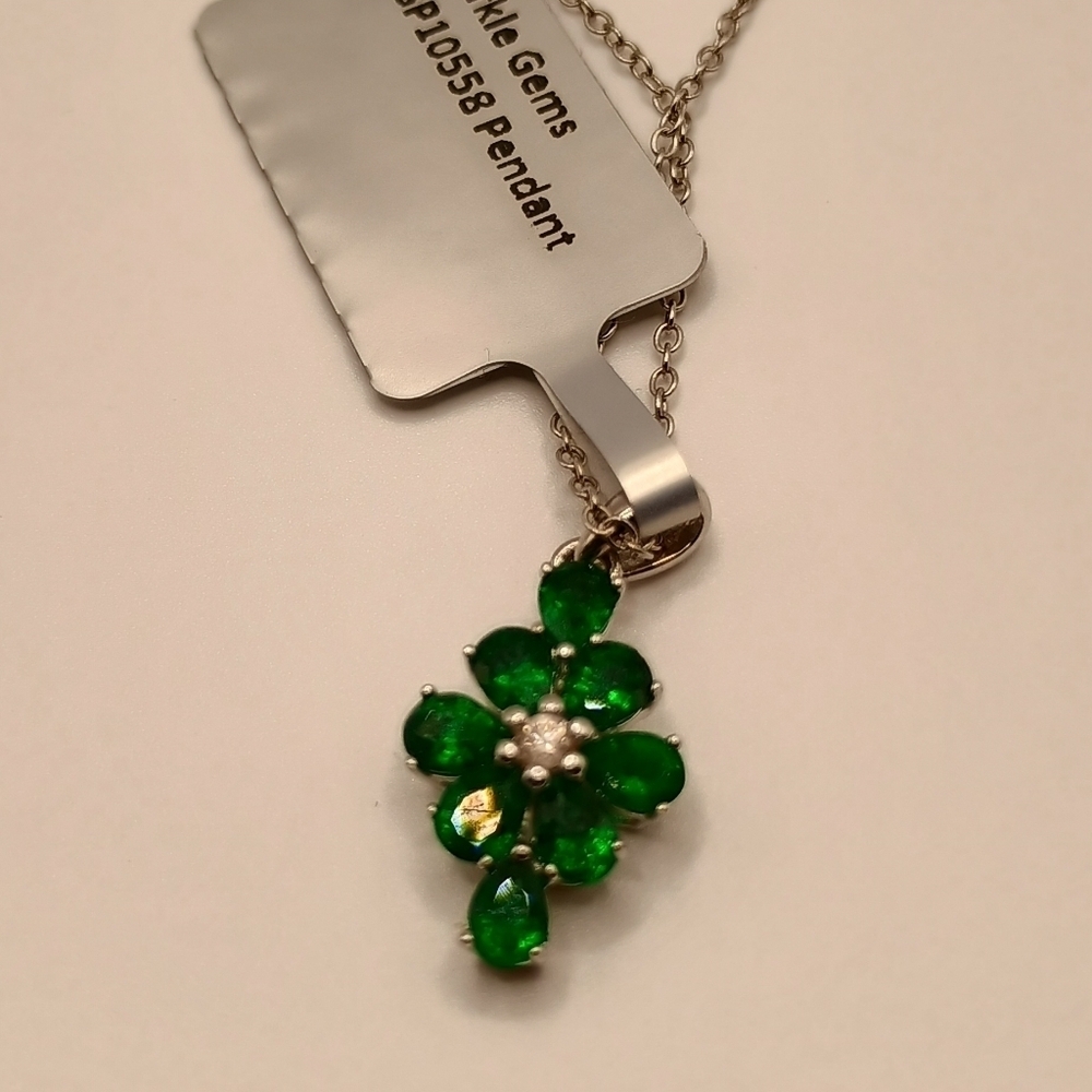 Green Emeralds And White Zircon Silver Necklace - Picture 4 of 6